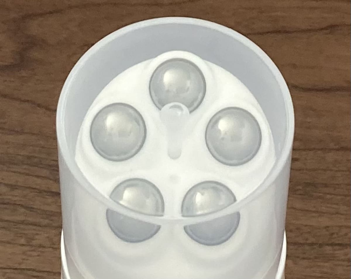 ダイソー「５点ローラー詰め替えチューブ」