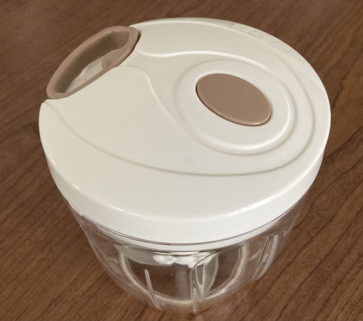 ダイソー「ハンドル野菜カッター(ミキサー付)」