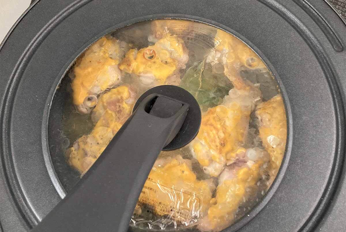 タサン志麻さん「鶏のマスタード煮込み」