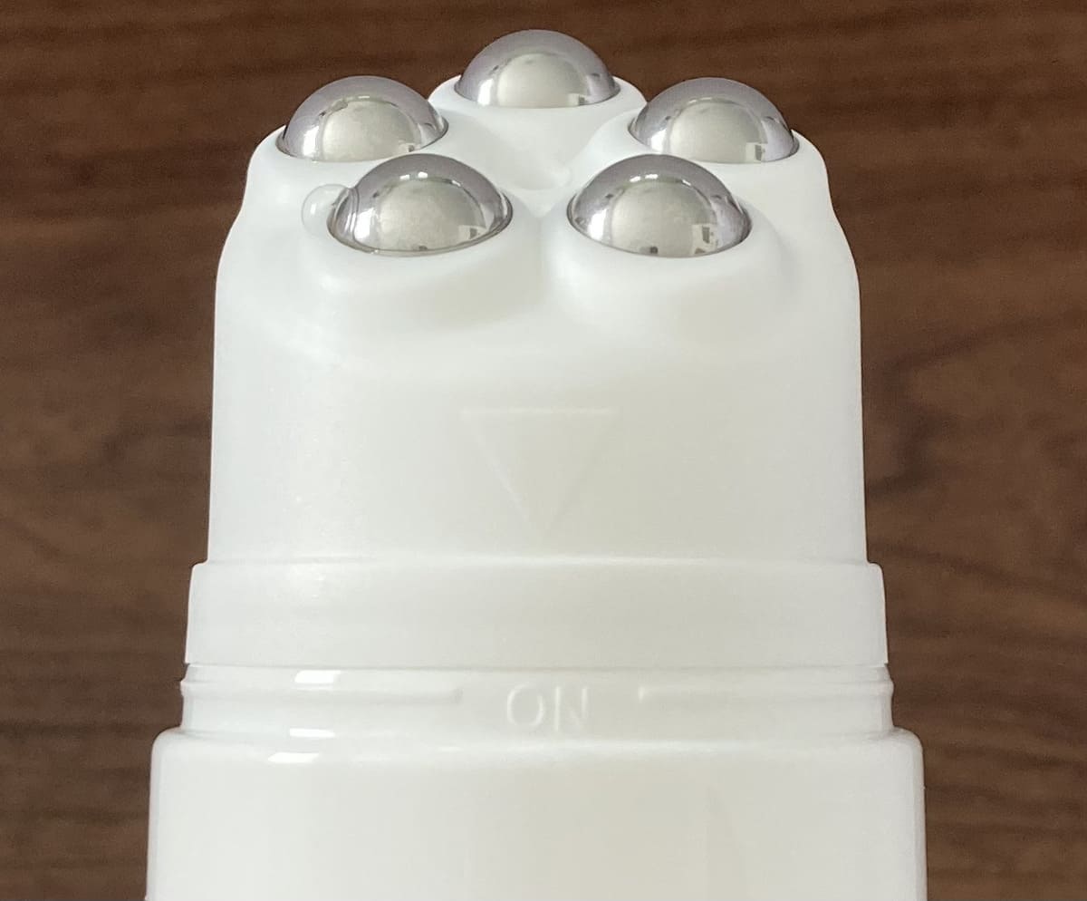 ダイソー「５点ローラー詰め替えチューブ」