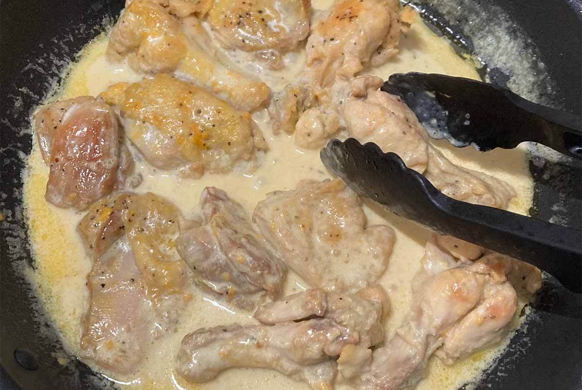 タサン志麻さん「鶏のマスタード煮込み」