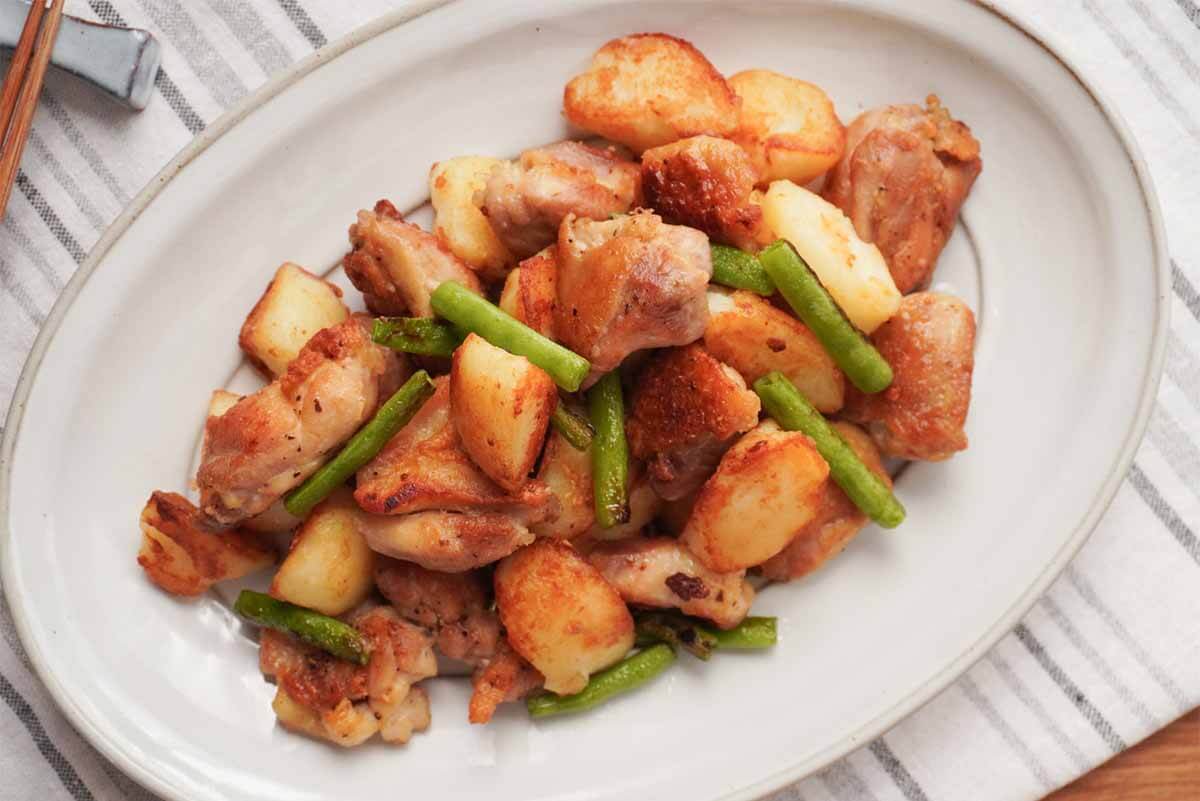 タサン志麻さん「カリカリじゃがいもと鶏のソテー」