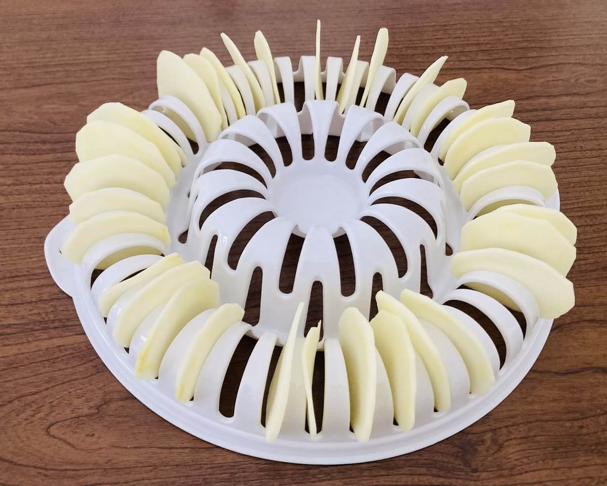 ダイソー「電子レンジチップスメーカー」