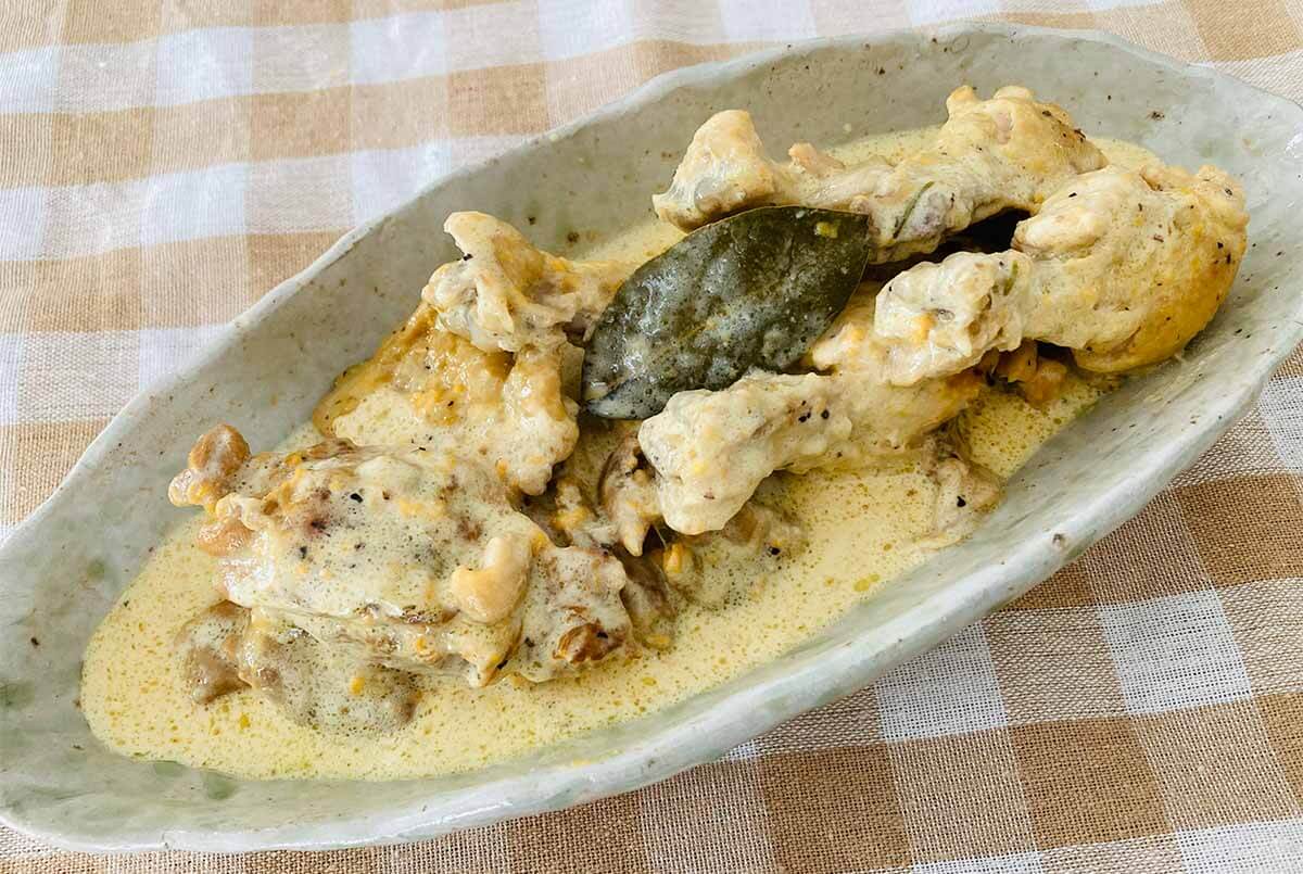 タサン志麻さん「鶏のマスタード煮込み」