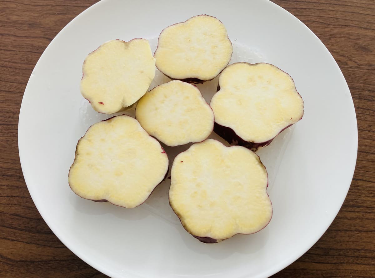 ダイソー「シリコーンあく取り落とし蓋」