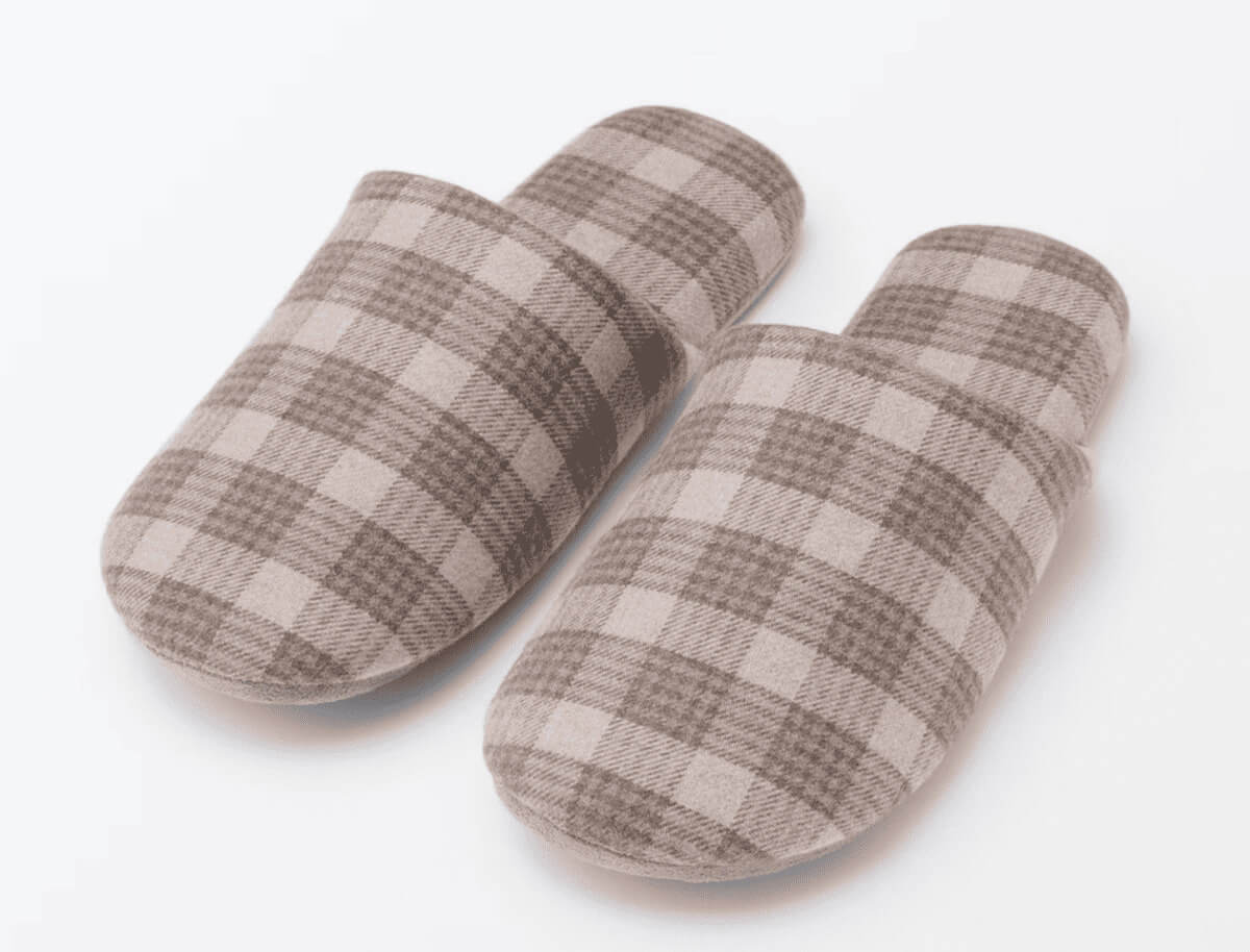 無印良品「綿フランネル履き心地やわらか足なりスリッパ」が大幅値下げ