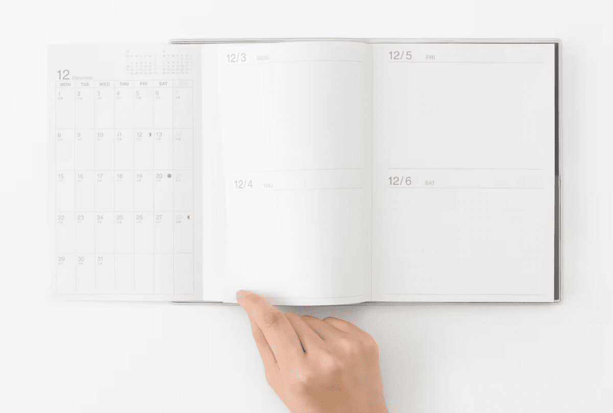 無印良品一覧できるスケジュール帳・マンスリー／デイリー・２０２５年１２月始まり
