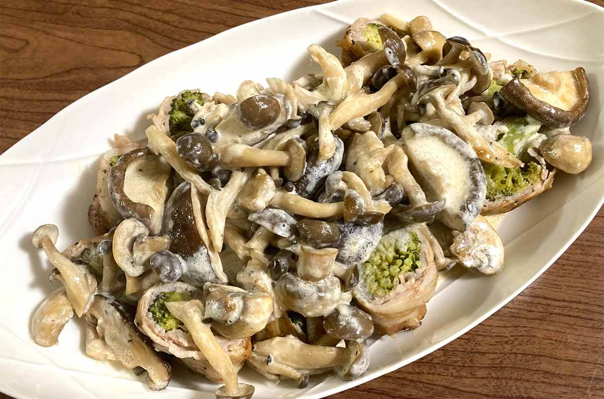 タサン志麻さん「ブロッコリーの肉巻き キノコソース」