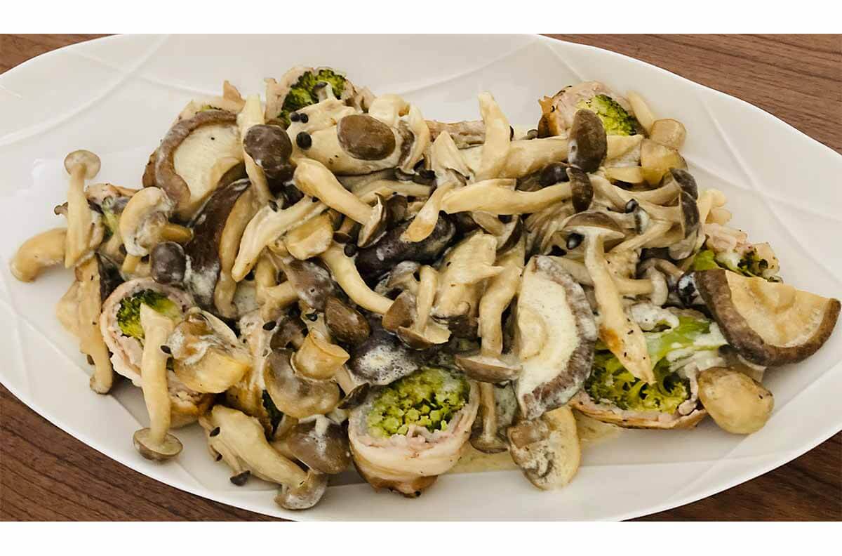 タサン志麻さん「ブロッコリーの肉巻き キノコソース」