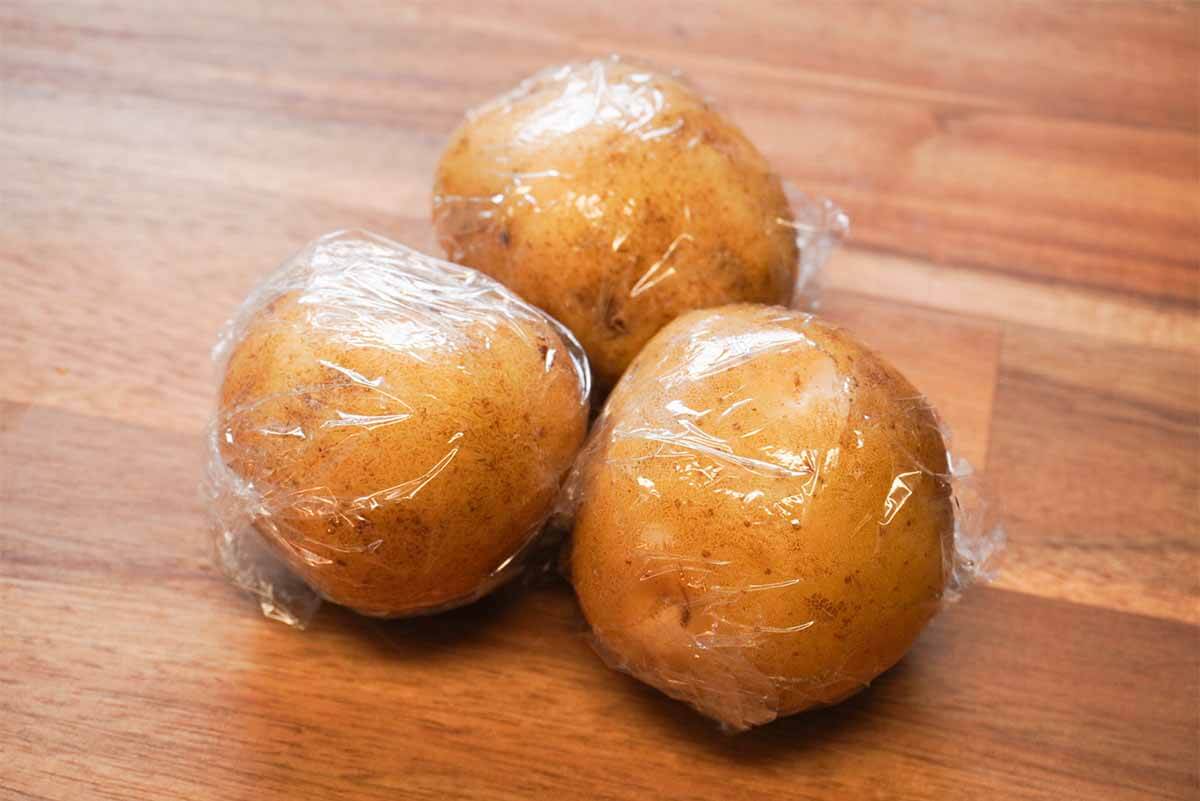 タサン志麻さん「カリカリじゃがいもと鶏のソテー」