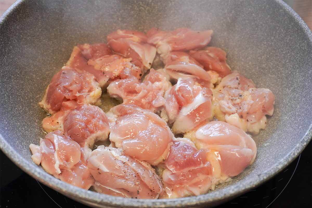 タサン志麻さん「カリカリじゃがいもと鶏のソテー」