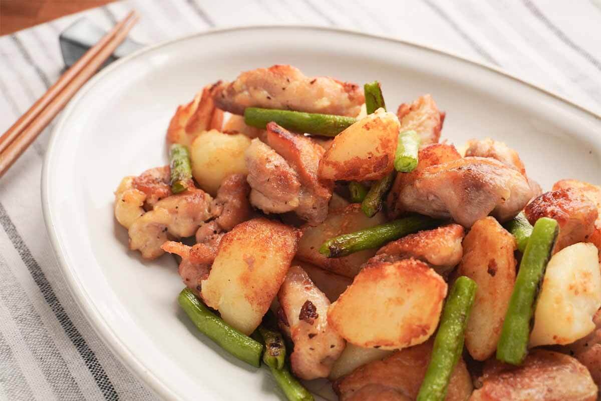 タサン志麻さん「カリカリじゃがいもと鶏のソテー」