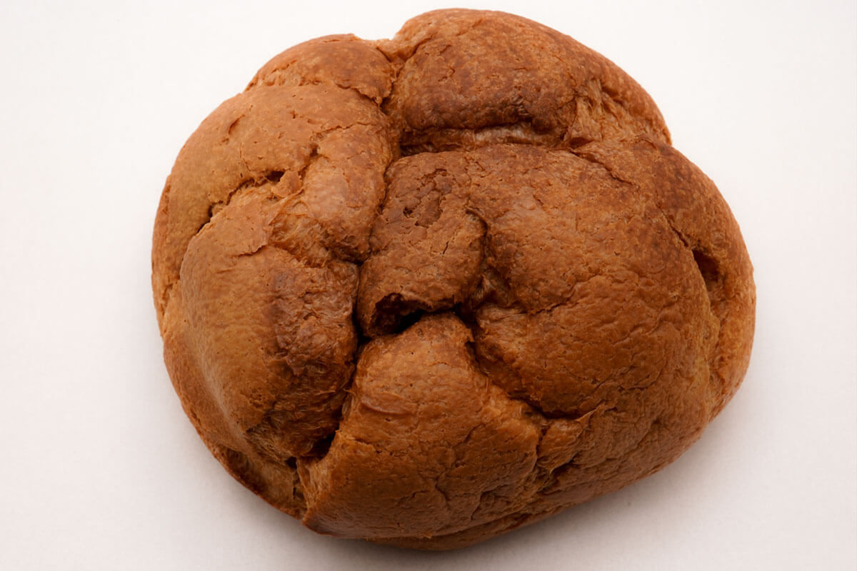 盛りすぎ！大きなチョコシュー（チョコクリーム＆ホイップ）