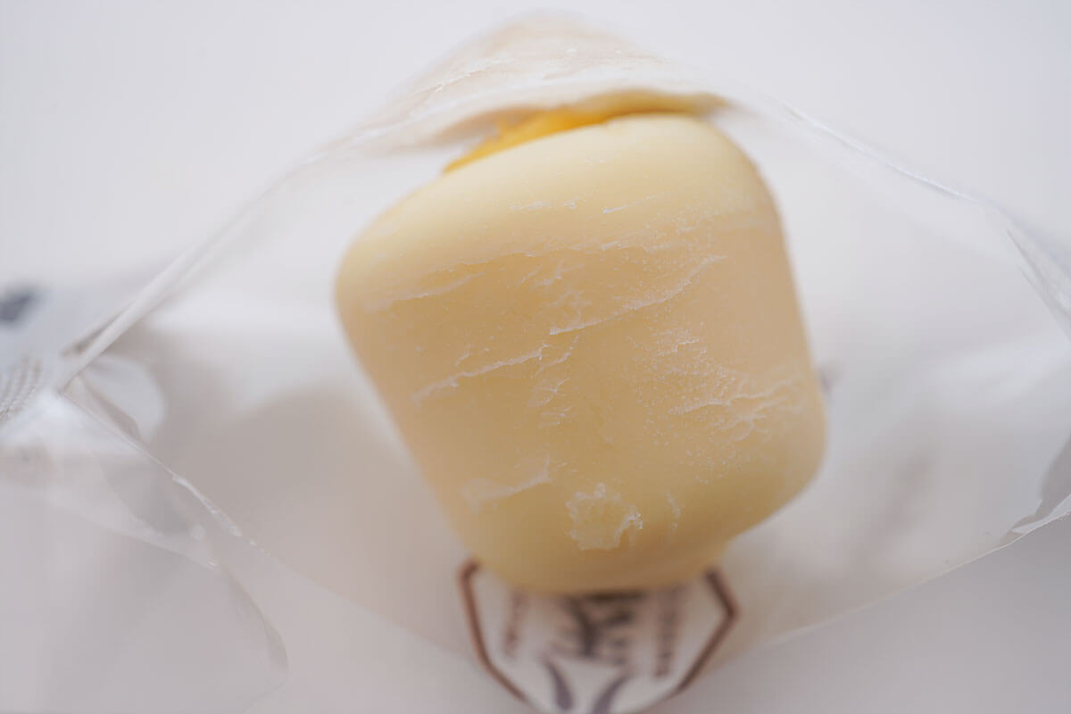 ファミリーマート限定「セリア・ロイル 八天堂監修くりーむパン風ひとくちアイス 5個入」