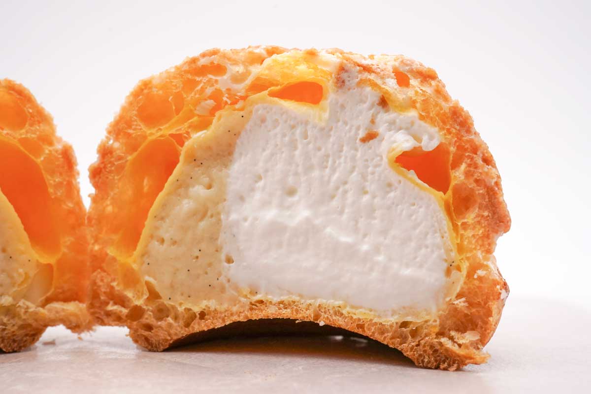 ファミマ「ピエール・エルメ アンソロジー監修 シュークリーム(バニラ)」