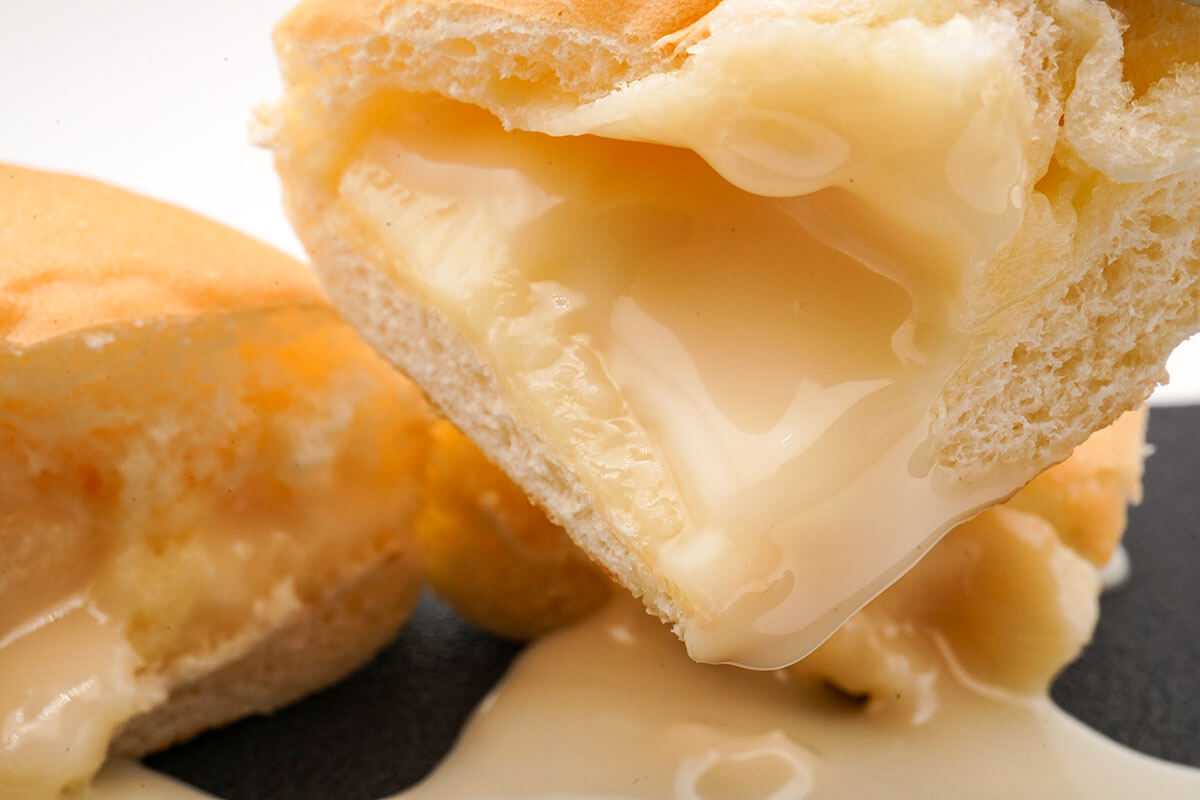 ローソン「大ピンチずかん こぼれるミルククリームパン」