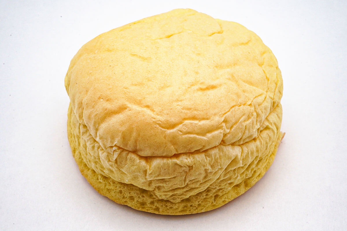 ファミリーマート「ポムポムプリン クリームパン（プリン味）」