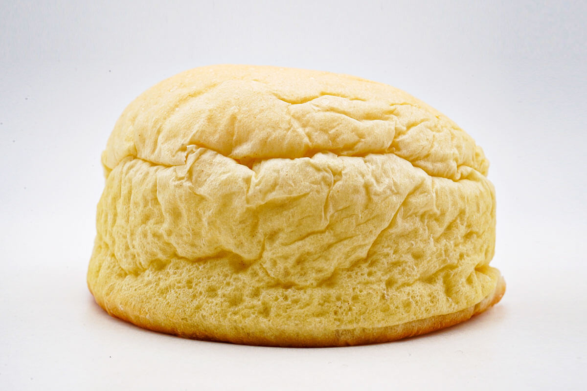 ファミリーマート「ポムポムプリン クリームパン（プリン味）」