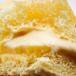 ファミマ「ポムポムプリン　クリームパン（プリン味）」