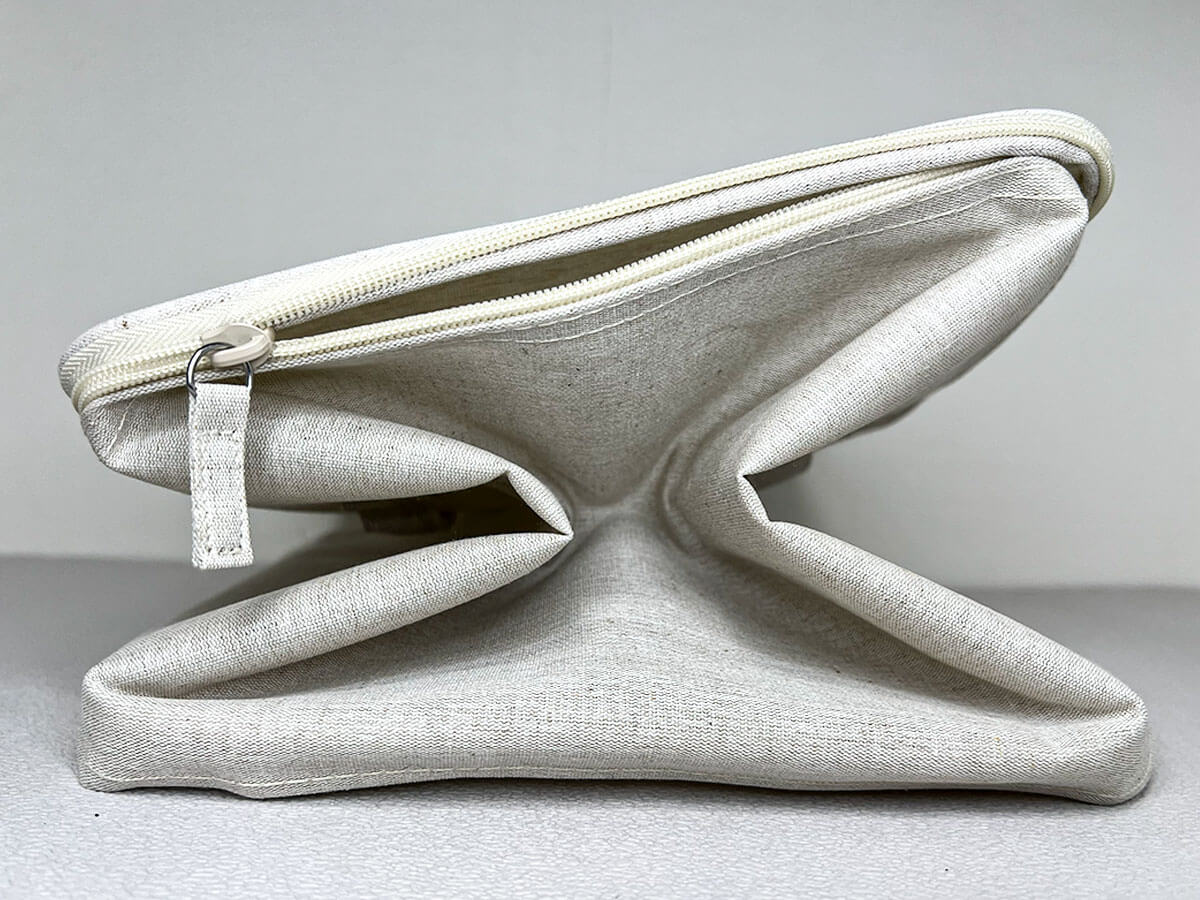 無印良品「ポリエステル麻 ソフトボックス 長方形 中 フタ式」