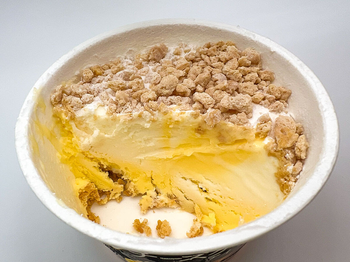 ファミリーマート限定「森永製菓 Wチーズケーキアイス」