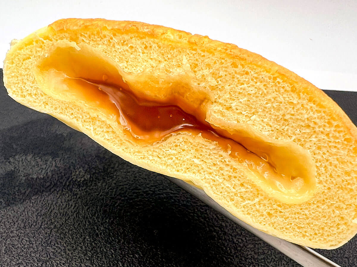 ファミマ「森永製菓監修　バター香るホットケーキまん」