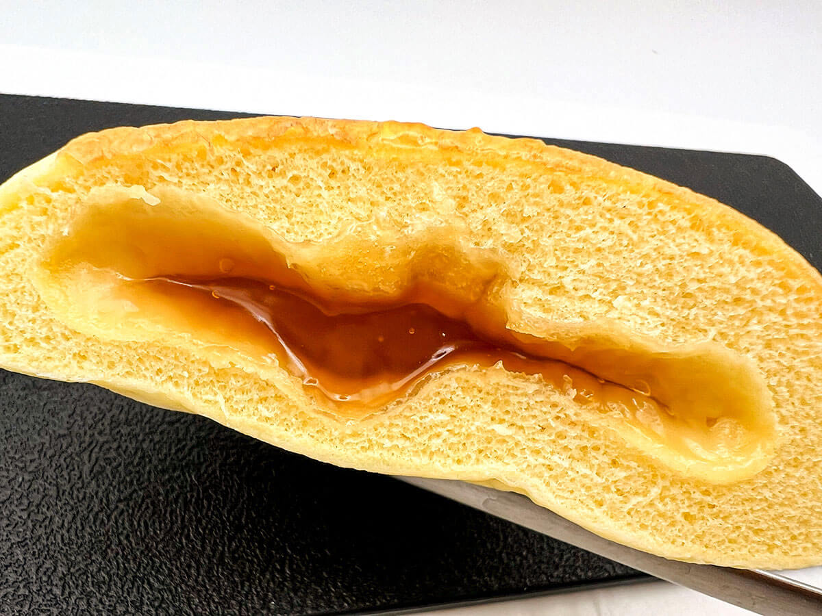 ファミマ「森永製菓監修　バター香るホットケーキまん」