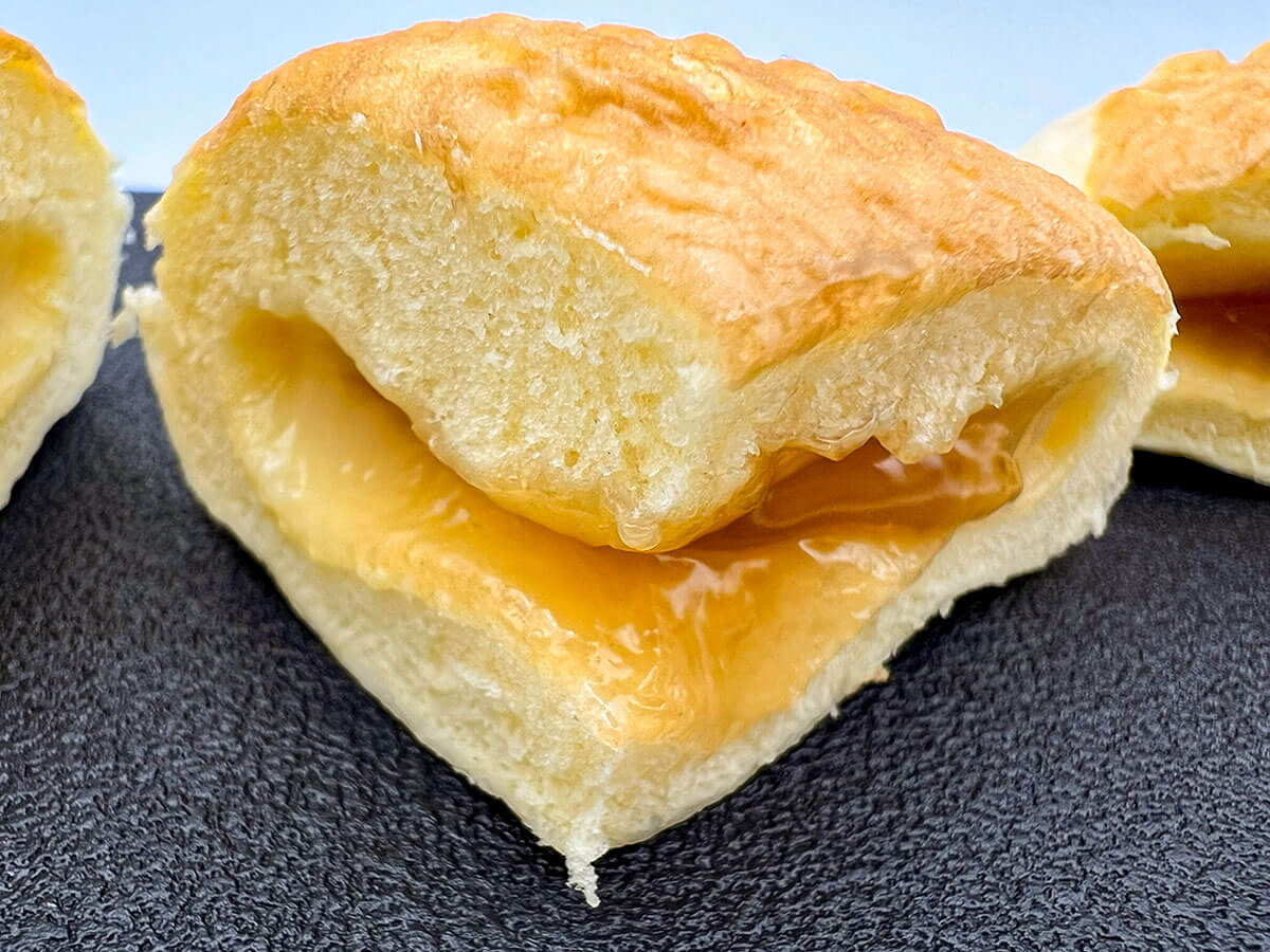 ファミマ「森永製菓監修　バター香るホットケーキまん」