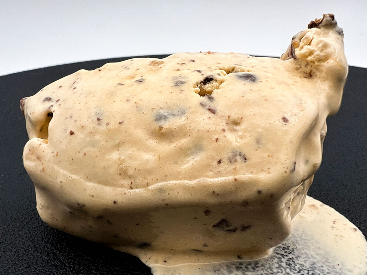 セブンイレブン限定「N.Y.C.SAND N.Y.リッチスカッチサンド＆Wチョコレートアイス」