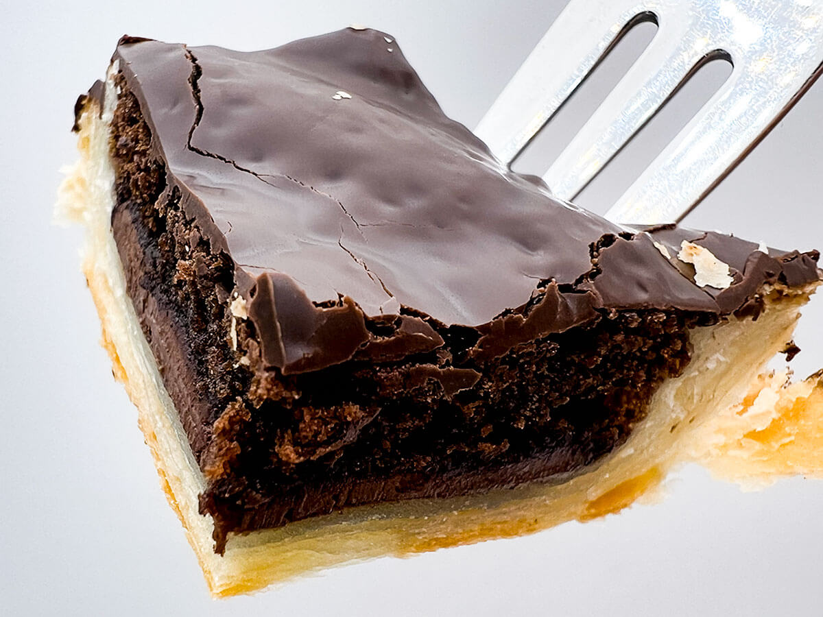 セブンイレブン「チョコブラウニーパイ」