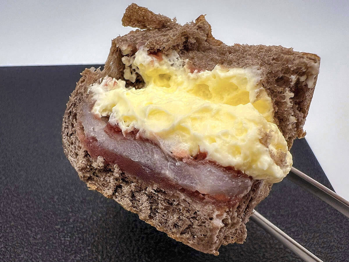 セブンイレブン「ウユクリームパン」