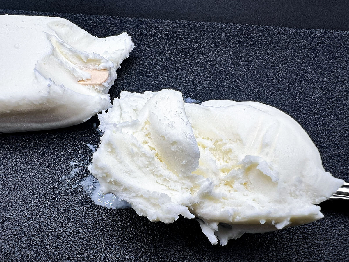 アンデイコ　バニラヨーグルトクリーム味アイスバー