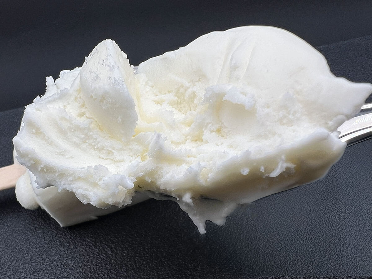 アンデイコ　バニラヨーグルトクリーム味アイスバー