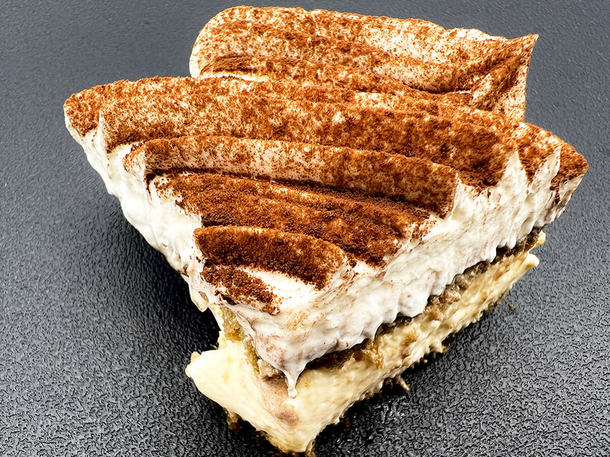 ファミマ大きなティラミス