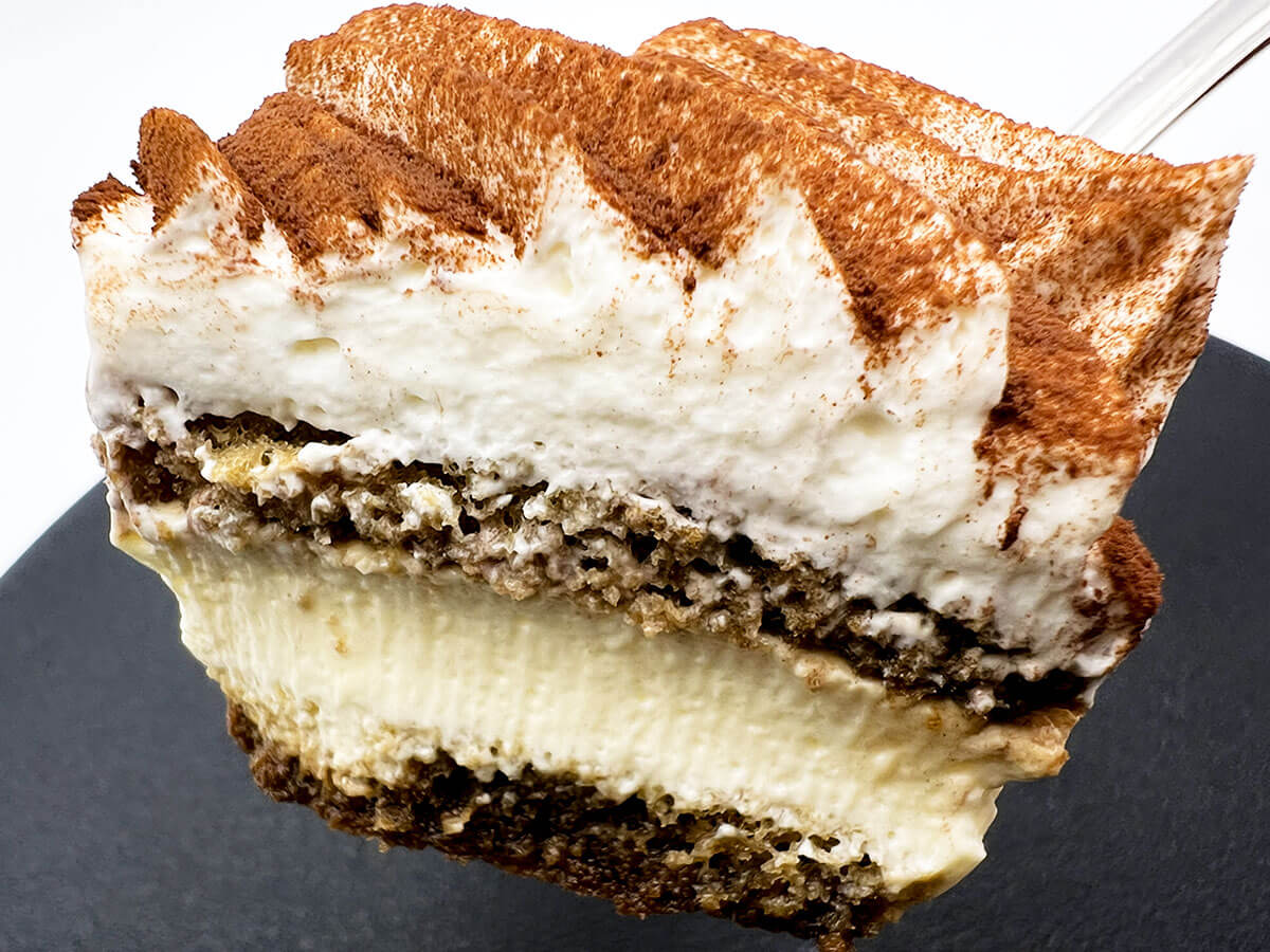 ファミマ大きなティラミス