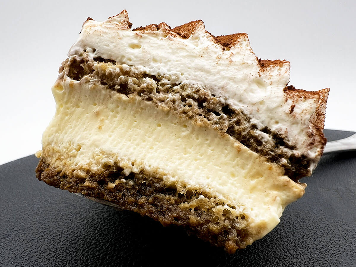 ファミマ大きなティラミス