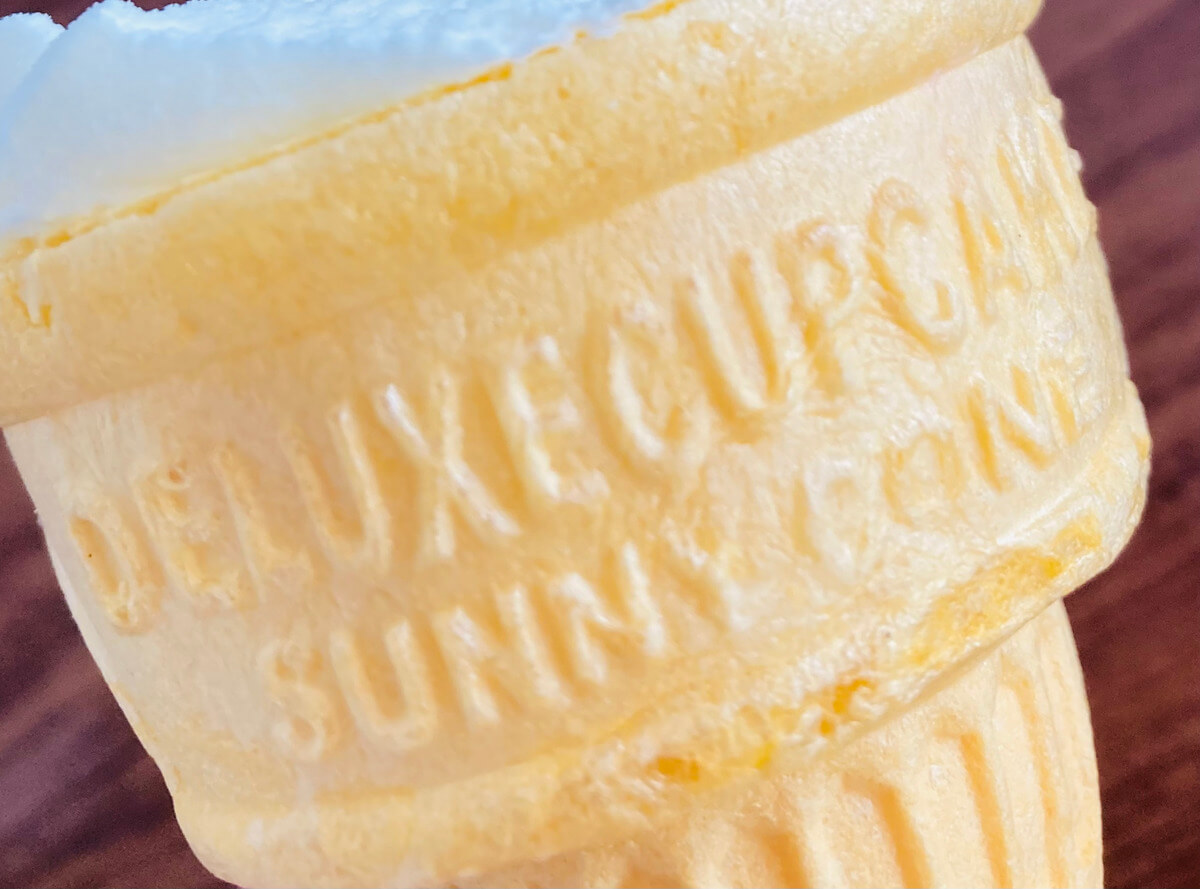 トップバリュ「あまおういちご＆バニラソフト」