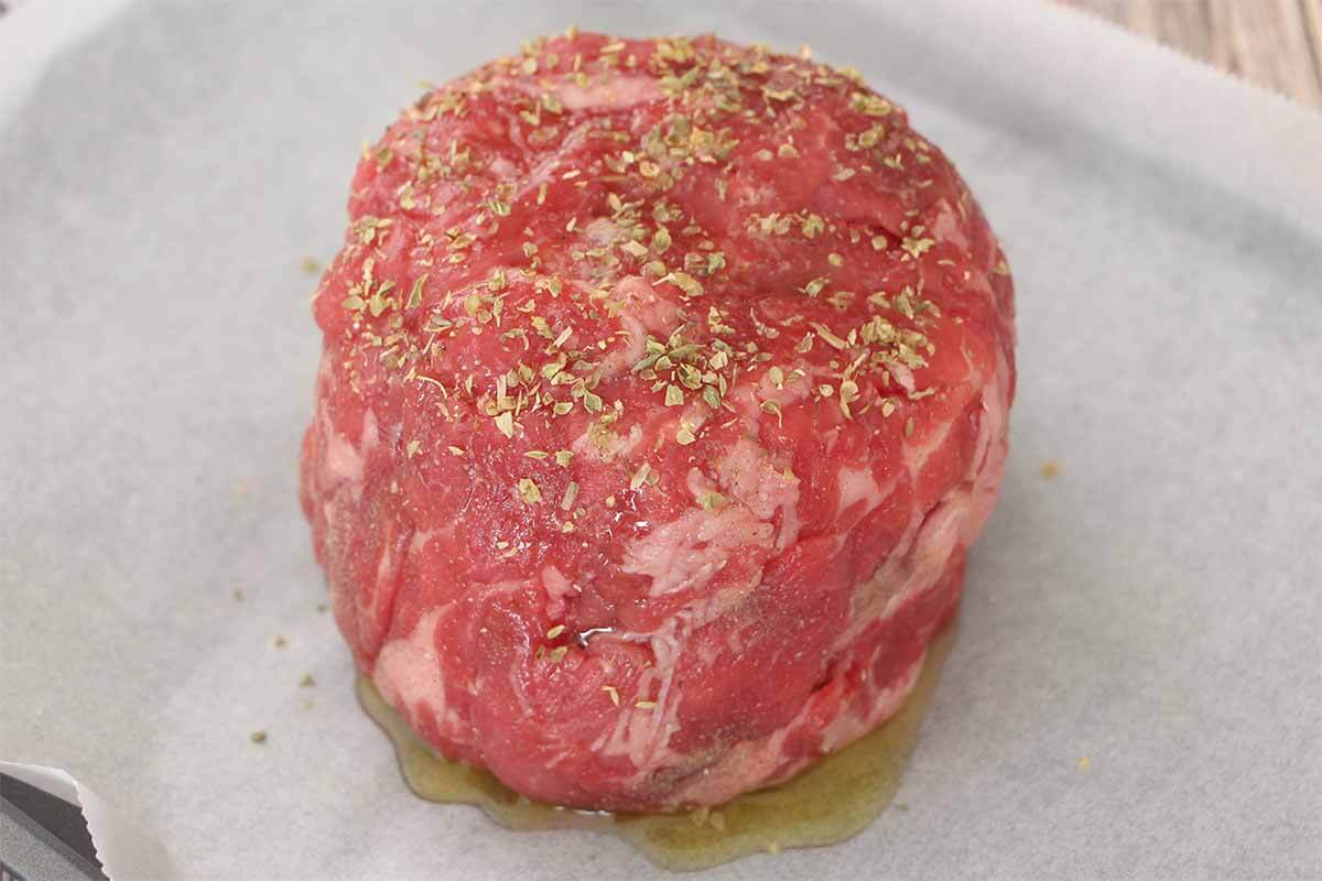 タサン志麻さん「牛肉のカマンベールチーズ包み」