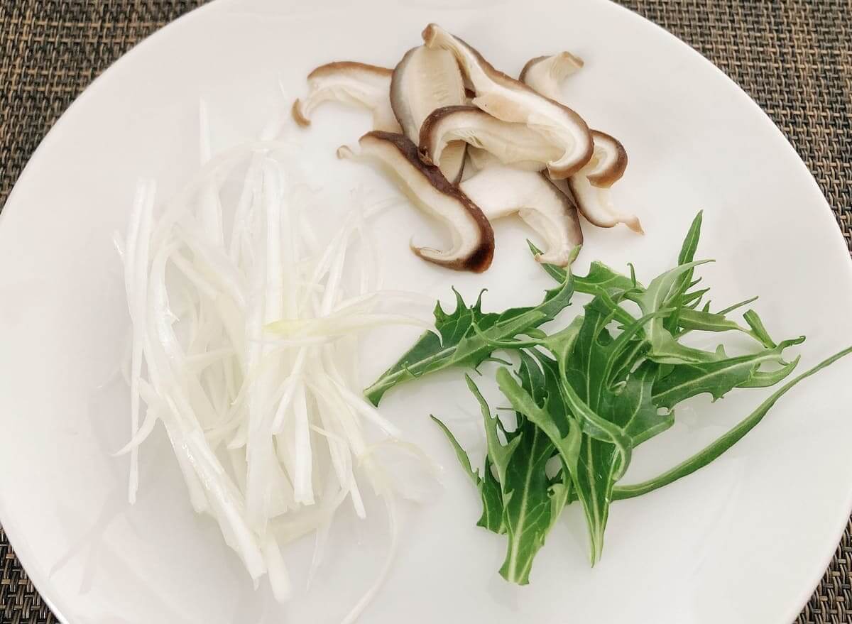 無印良品「盛岡温麺 牛だしスープ」