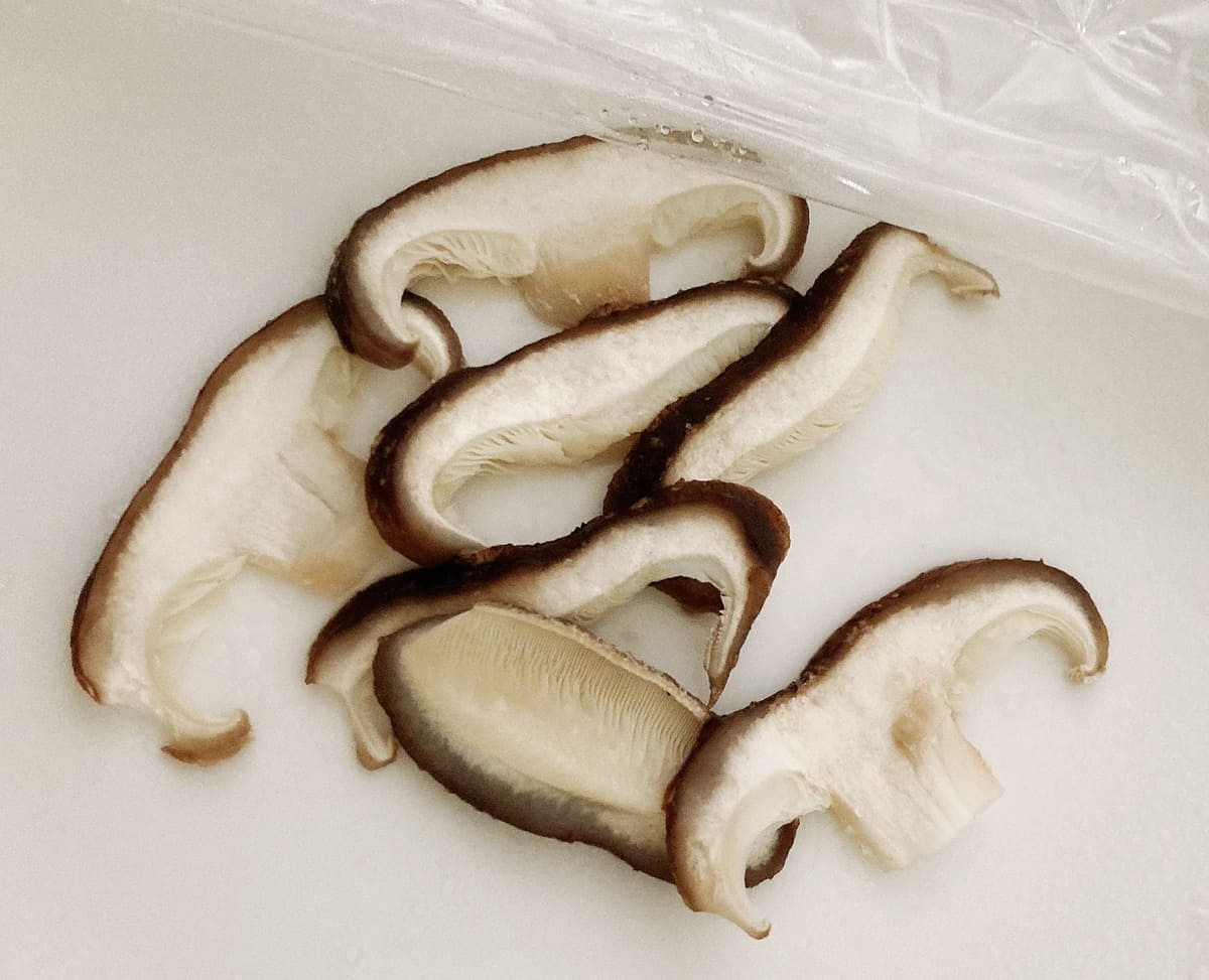 無印良品「盛岡温麺 牛だしスープ」