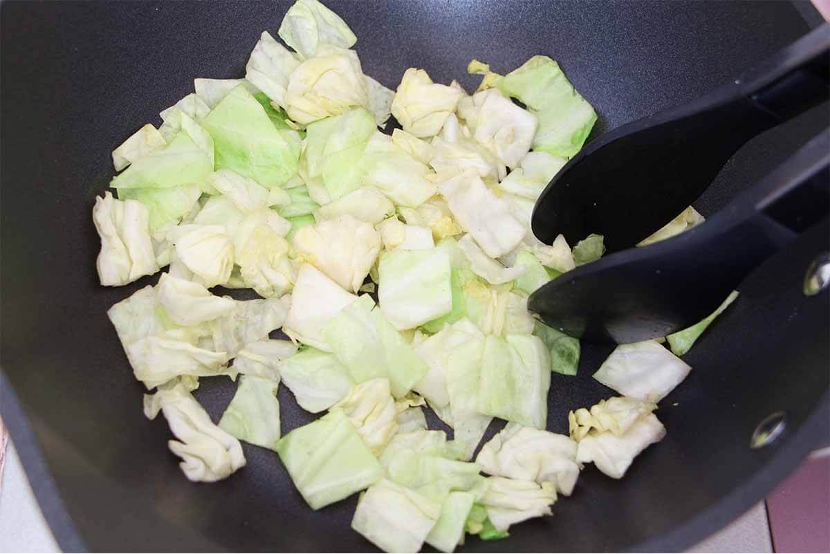 栗原はるみさん「チキンのレモンバターソテー」