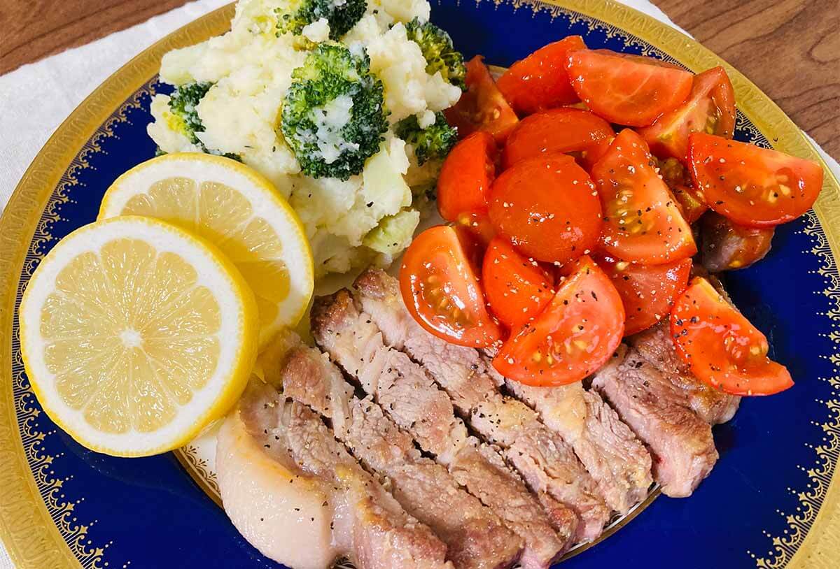 栗原はるみさんレシピ「塩豚のソテー マッシュポテト添え」