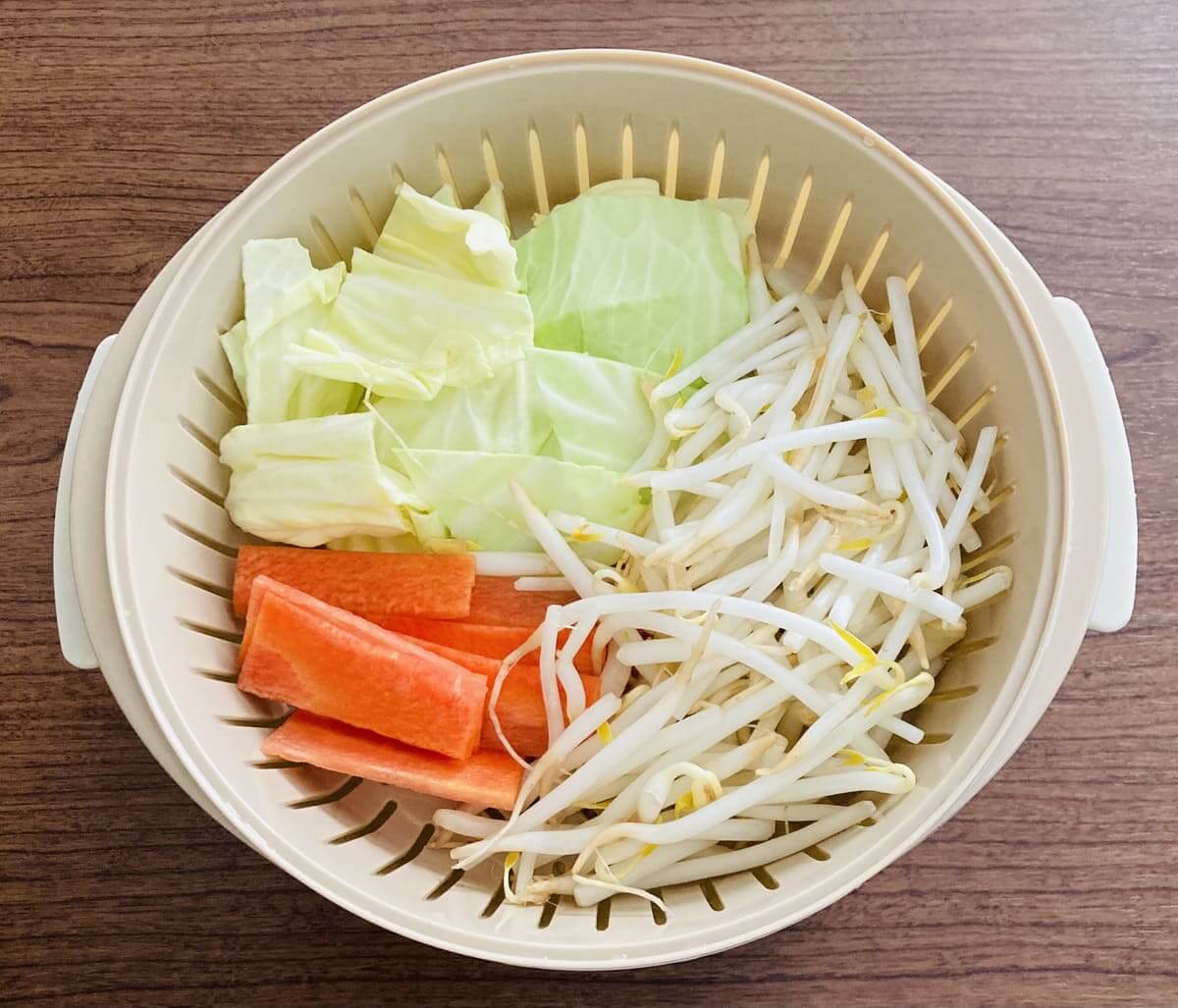 3COINS「ザル付きビストロヌードル」