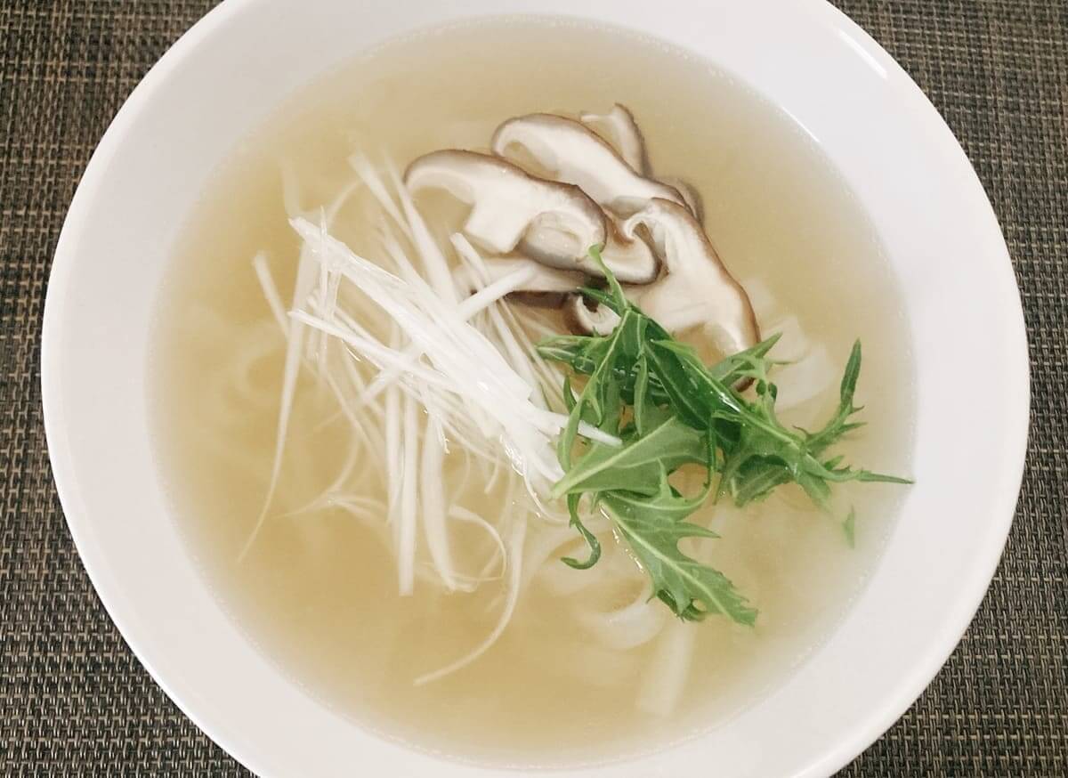 無印良品「盛岡温麺 牛だしスープ」