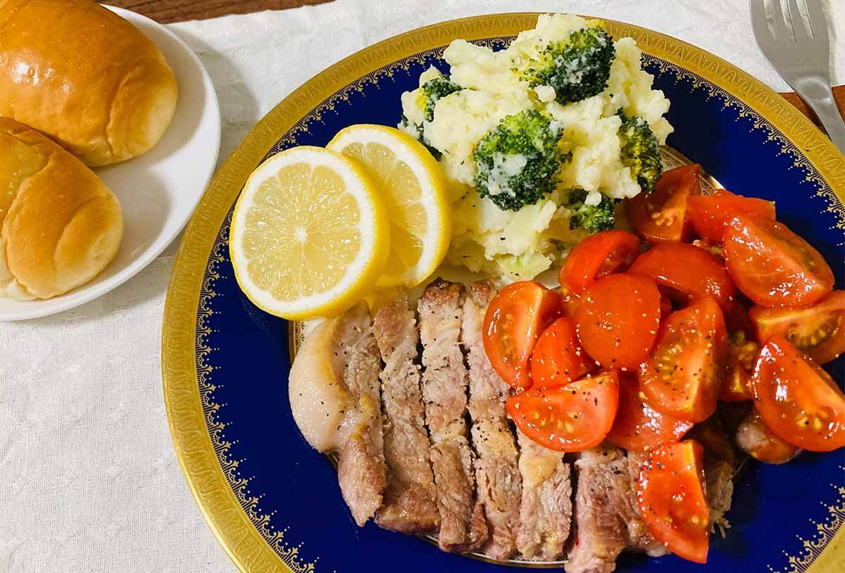 栗原はるみさんレシピ「塩豚のソテー マッシュポテト添え」