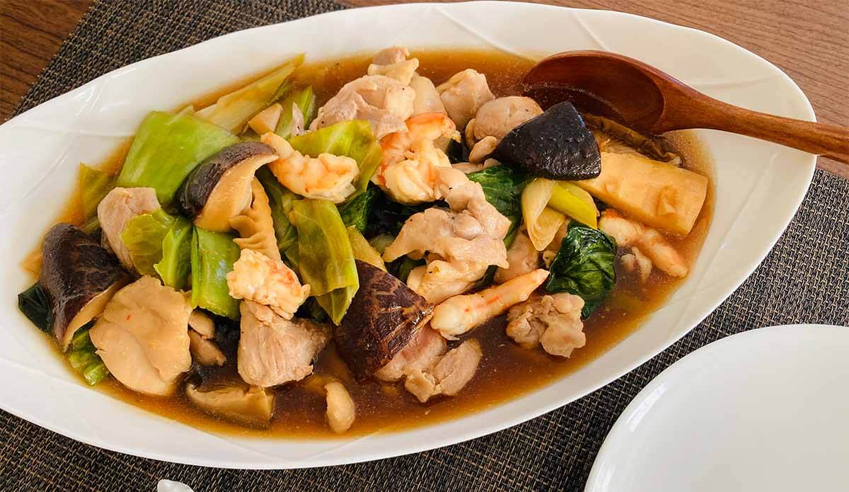 栗原はるみさん「干ししいたけと鶏肉の煮込み」