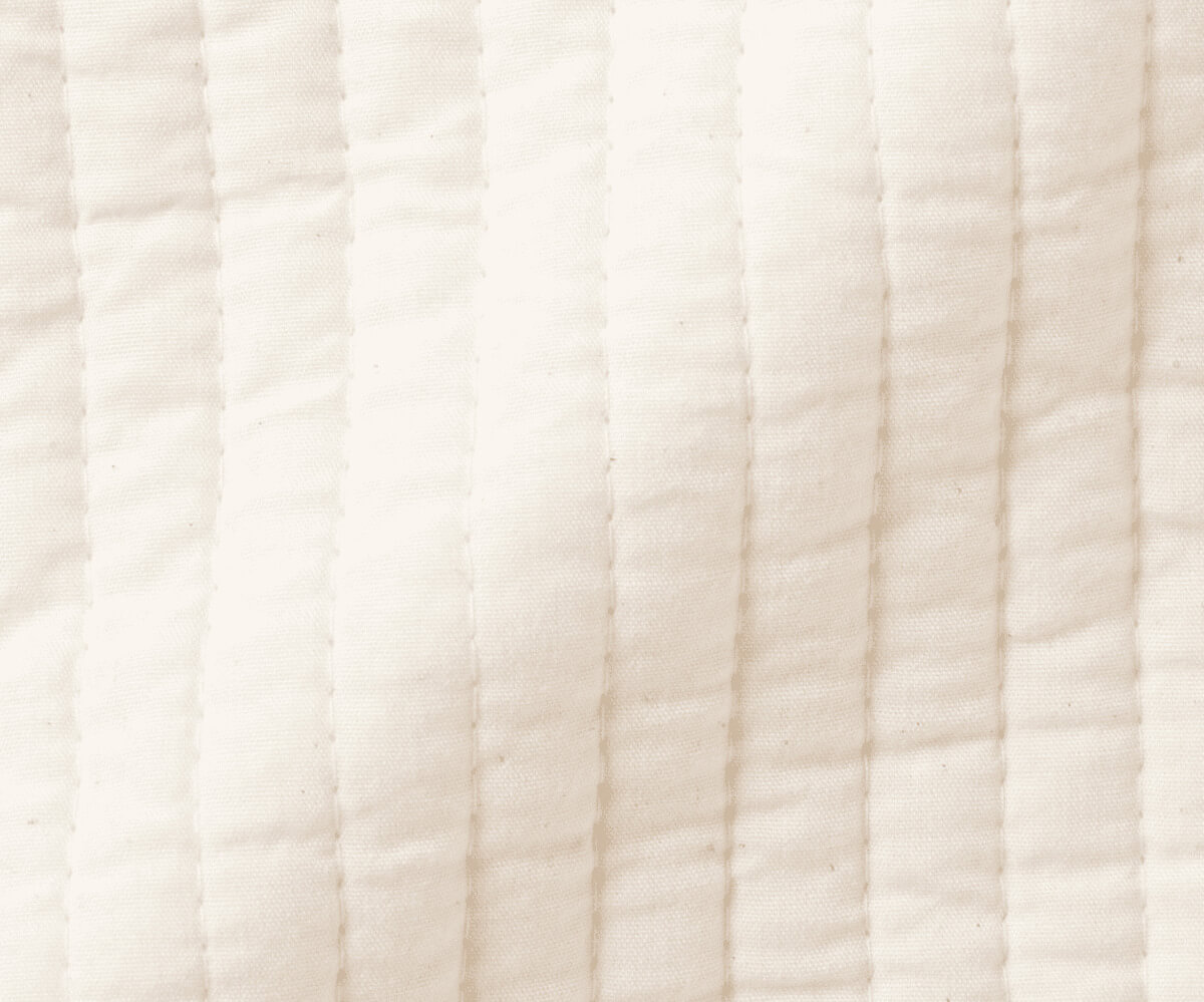 無印良品綿キルティングひざ掛け