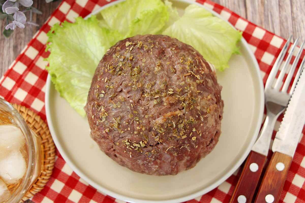 タサン志麻さん「牛肉のカマンベールチーズ包み」