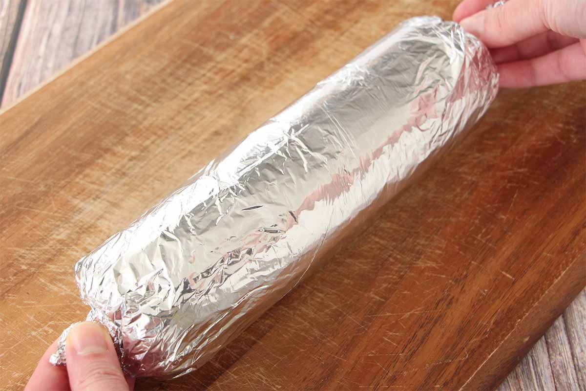 タサン志麻さん「ひき肉のベーコン巻」