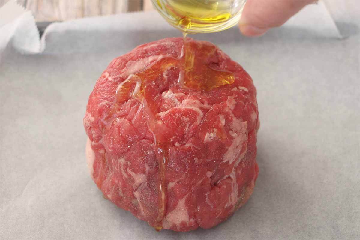 タサン志麻さん「牛肉のカマンベールチーズ包み」